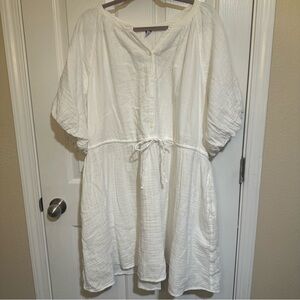 Old Navy White Tunic Top